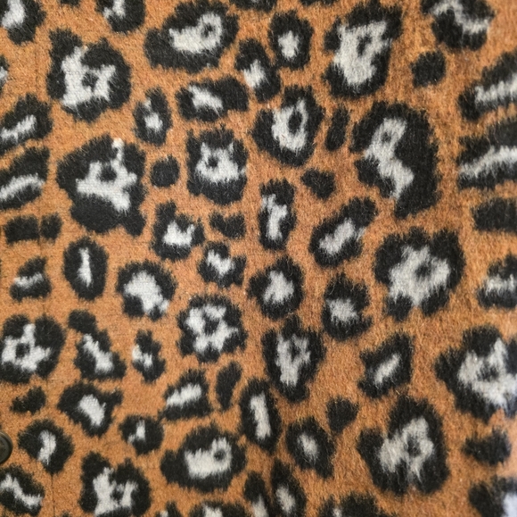 Ladies XL 100% Polyester Simply Southern Animal Print Jacket - Picture 4 of 5